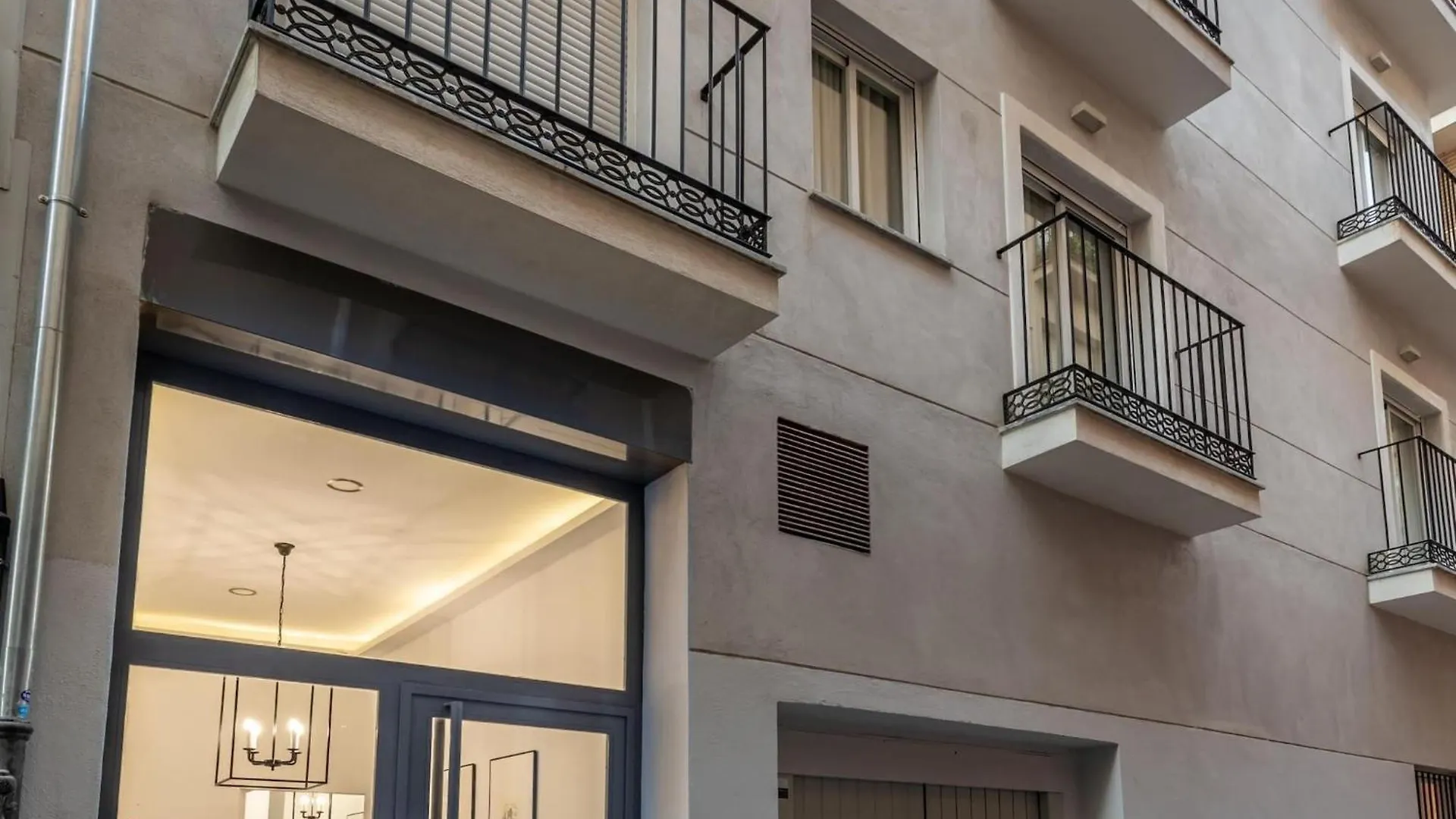 Central Stylish And Elegant 1 & 2 Bedroom Apartment II Granada 0*,
